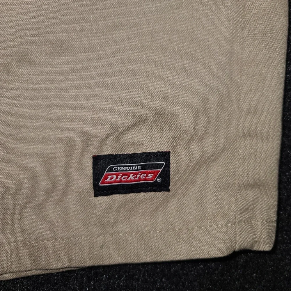 Genuine Dickies Men's Khaki Work Shorts Size 42 Flat Front 12.5